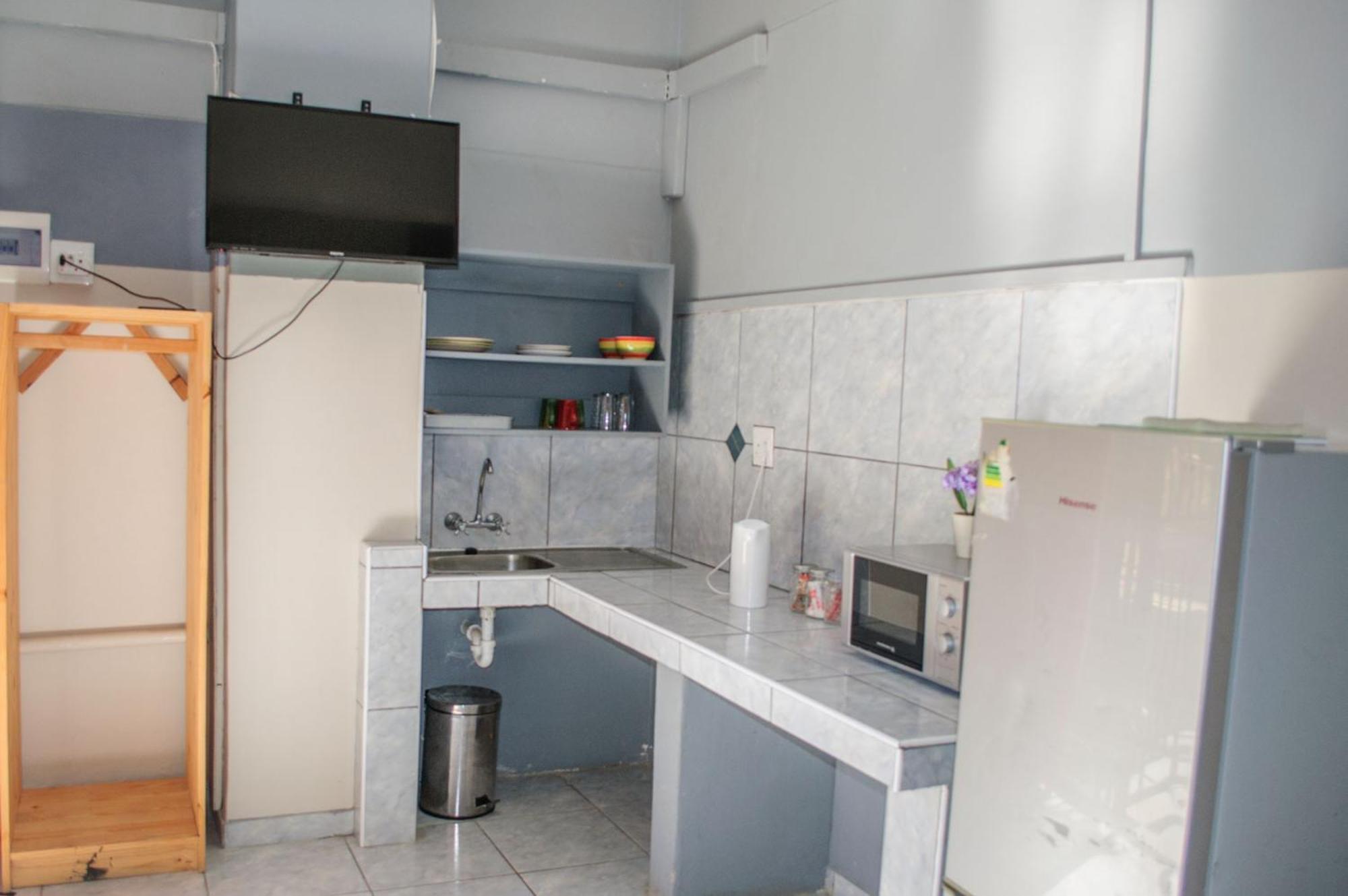 Oceanlife Guesthouse And Restaurant Luederitz Bagian luar foto