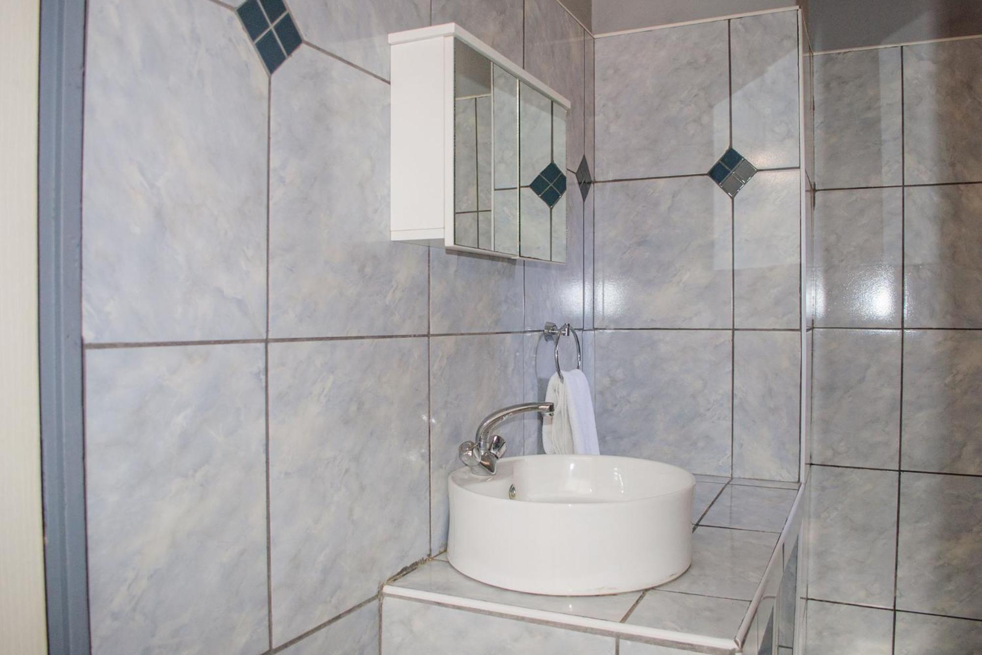 Oceanlife Guesthouse And Restaurant Luederitz Bagian luar foto