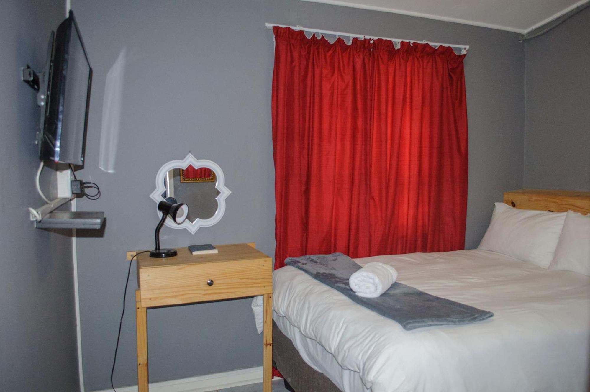 Oceanlife Guesthouse And Restaurant Luederitz Bagian luar foto